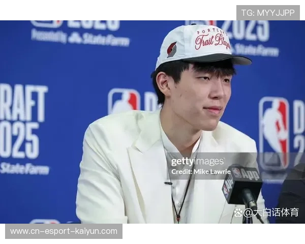 工作室：杨瀚森除参加开拓者比赛和训练，还将参加混音队训练，杨瀚宇是谁